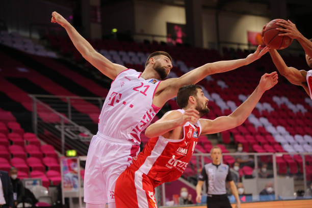 而他在这次 而他在这次