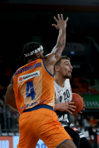 会在短期内 会在短期内